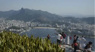 Imagem ilustrativa da imagem Férias de fevereiro no Rio! Voos de Vitória por R$ 394 (ida e volta)