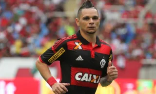 Imagem ilustrativa da imagem Ex-Santos, Grêmio e Flamengo, Pará é atração na várzea de São Paulo