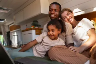 Imagem ilustrativa da imagem 4 dicas essenciais para aproveitar ao máximo sua viagem em família