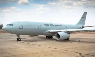 Imagem ilustrativa da imagem Avião com mais 48 repatriados da Faixa de Gaza decola do Egito a caminho do Brasil