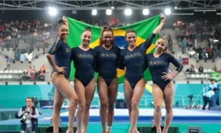 Imagem ilustrativa da imagem Brasil é prata na disputa por equipes na ginástica artística feminina