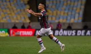 Imagem ilustrativa da imagem Com um gol de Leo Fernández, Fluminense derrota o Cruzeiro e entra no G-4