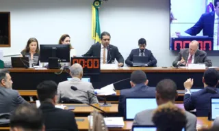 Imagem ilustrativa da imagem Comissão da Câmara dos Deputados aprova projeto para proibir casamento gay