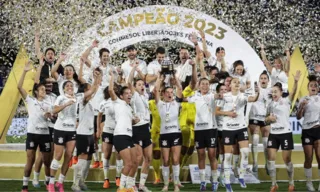 Imagem ilustrativa da imagem Corinthians bate Palmeiras e conquista é tetra da Libertadores feminina