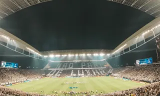 Imagem ilustrativa da imagem Corintiano de 16 anos morre eletrocutado ao encostar em poste na saída de estádio