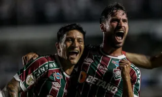Imagem ilustrativa da imagem Fluminense atropela na Vila e mantém o Santos ameaçado pelo rebaixamento