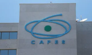 Imagem ilustrativa da imagem Governo federal bloqueia R$ 116 milhões do orçamento da Capes