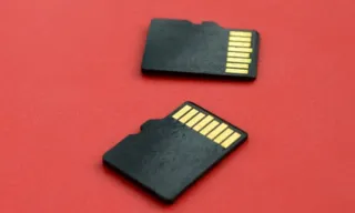 Imagem ilustrativa da imagem Homem engole chip de celular e cartão de memória antes de ser preso em MG