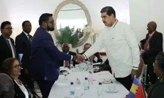 Imagem ilustrativa da imagem Maduro e presidente da Guiana discutem disputa por Essequibo
