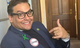Imagem ilustrativa da imagem Saiba quais são as acusações contra George Santos