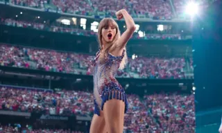Imagem ilustrativa da imagem Taylor Swift exige garrafas de vinho e sorvete em camarim de shows na Argentina