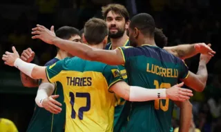 Imagem ilustrativa da imagem Vôlei: Brasil bate Cuba e mantém chances de classificação para Paris