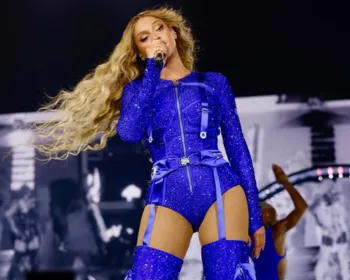 Imagem ilustrativa da imagem Após calor em Taylor Swift, vídeo do show de Beyoncé com água de graça viraliza