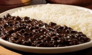 Imagem ilustrativa da imagem Após arroz, feijão deve ficar mais caro