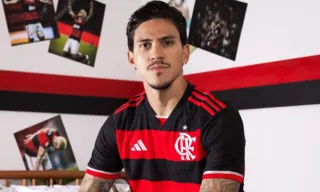 Imagem ilustrativa da imagem Atacante Pedro, do Flamengo, tem carro e pertences roubados durante a madrugada