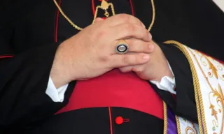 Imagem ilustrativa da imagem Bênção a casais homoafetivos desperta rejeição e confusão entre bispos católicos