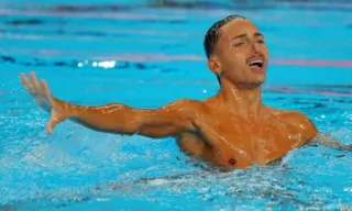 Imagem ilustrativa da imagem Bernardo Santos termina em 11º em final inédita do nado artístico no Mundial
