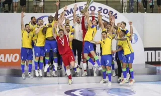 Imagem ilustrativa da imagem Brasil supera Argentina e conquista Copa América de futsal