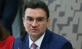 Imagem ilustrativa da imagem Céu azul