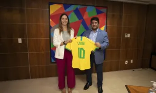 Imagem ilustrativa da imagem Cortina de fumaça