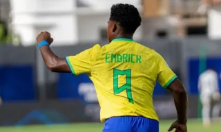 Imagem ilustrativa da imagem Endrick marca e Brasil larga no Pré-Olímpico com futebol ruim contra a Bolívia