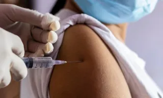 Imagem ilustrativa da imagem Estudo confirma eficácia de 79% da vacina contra dengue do Instituto Butantan