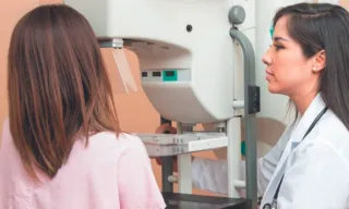 Imagem ilustrativa da imagem Exame preventivo e mamografia em campanha em Colatina