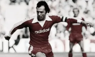 Imagem ilustrativa da imagem Franz Beckenbauer, um dos maiores jogadores de todos os tempos, morre aos 78 anos