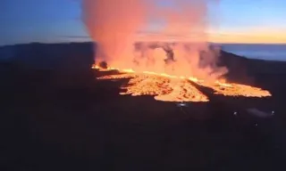 Imagem ilustrativa da imagem Islândia registra nova erupção vulcânica, e cidadãos são retirados de casa