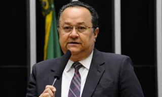 Imagem ilustrativa da imagem Líder passa pano para Lula e irrita evangélicos