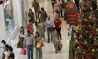 Imagem ilustrativa da imagem Lojas abertas até 23 horas nesta quinta-feira na Grande Vitória