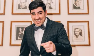 Imagem ilustrativa da imagem Marcelo Adnet é flagrado aos beijos com mulher misteriosa e revela fim de casamento