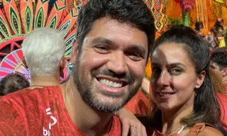 Imagem ilustrativa da imagem Marcelo Courrege e Carol Barcellos, jornalistas da Globo, assumem namoro
