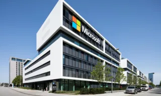 Imagem ilustrativa da imagem Microsoft supera Apple na “disputa dos trilhões”