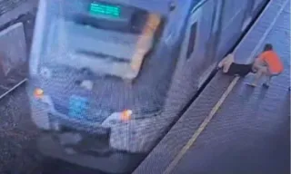 Imagem ilustrativa da imagem Milagre à beira dos trilhos: idoso recebe alta após acidente no metrô do Recife