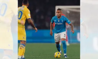 Imagem ilustrativa da imagem Napoli dá vexame, perde do Frosinone e cai nas oitavas da Copa da Itália