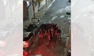 Imagem ilustrativa da imagem Roubos e brigas assustam foliões no Centro de Vitória