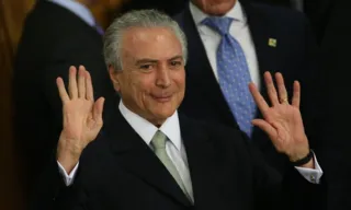 Imagem ilustrativa da imagem Temer diz ser contra prisão de Bolsonaro pelo que a PF revelou até o momento