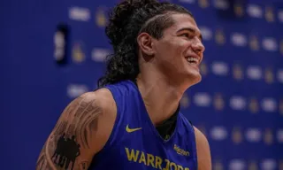 Imagem ilustrativa da imagem Único brasileiro na NBA, Gui Santos faz seu melhor jogo em vitória dos Warriors