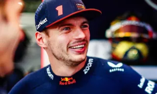 Imagem ilustrativa da imagem Verstappen domina e mostra força em 1ª sessão da pré-temporada da Fórmula 1