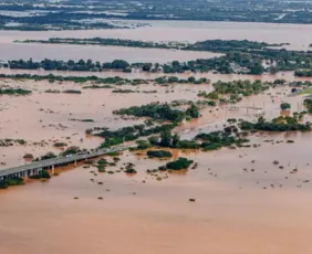 Imagem ilustrativa da imagem Cinco barragens no RS têm risco de ruptura, diz governo