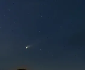 Imagem ilustrativa da imagem "Cometa do Diabo" ficará visível no Brasil neste domingo; veja horário