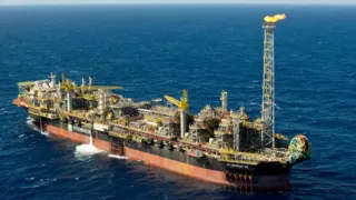 Imagem ilustrativa da imagem Jurong perto de construir novo navio no ES