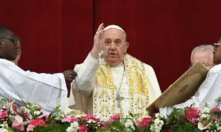 Imagem ilustrativa da imagem Bênção de Páscoa: Papa Francisco pede paz e diz que toda guerra é absurda