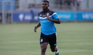 Imagem ilustrativa da imagem Botafogo se acerta com Grêmio e fecha a contratação do lateral Cuiabano