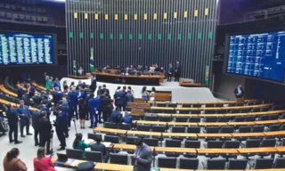 Imagem ilustrativa da imagem Câmara aprova por unanimidade urgência para projeto que suspende dívida do RS