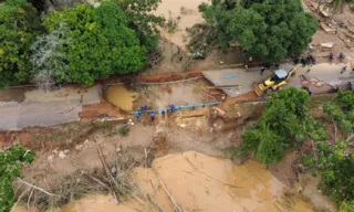 Imagem ilustrativa da imagem Cidade do Acre pode mudar de lugar após maior cheia de rio. Entenda