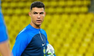 Imagem ilustrativa da imagem Cristiano Ronaldo leva suspensão e multa por expulsão e recorre da decisão