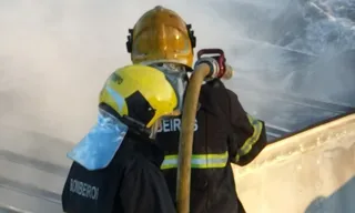 Imagem ilustrativa da imagem Dois homens morrem carbonizados após acidente no Norte do ES