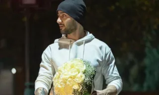 Imagem ilustrativa da imagem Irã condena à morte rapper por protesto contra morte de jovem que não usava véu